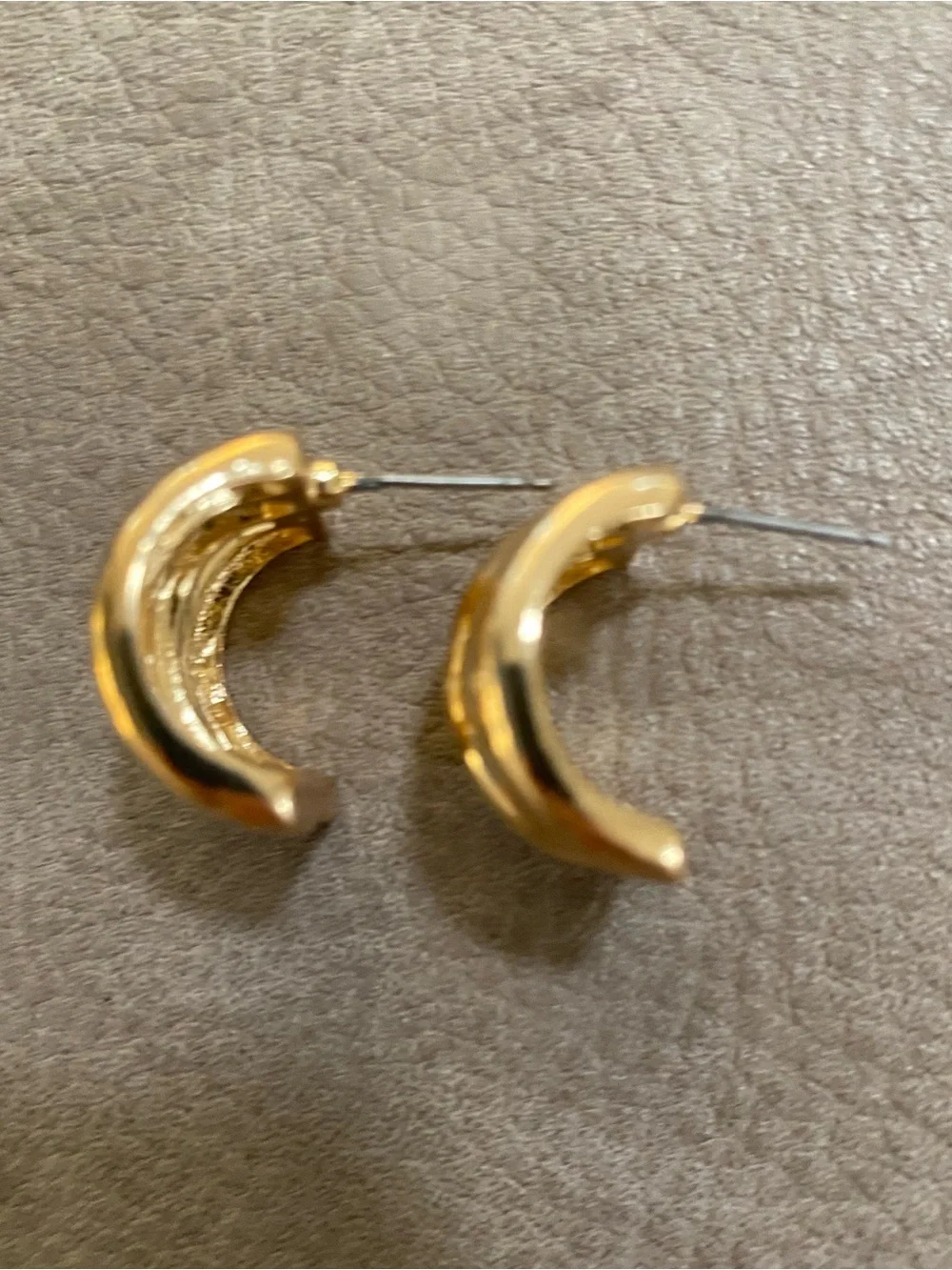 Nordstrom Gold Tone Chunky Triple Hoop Earrings NWOT